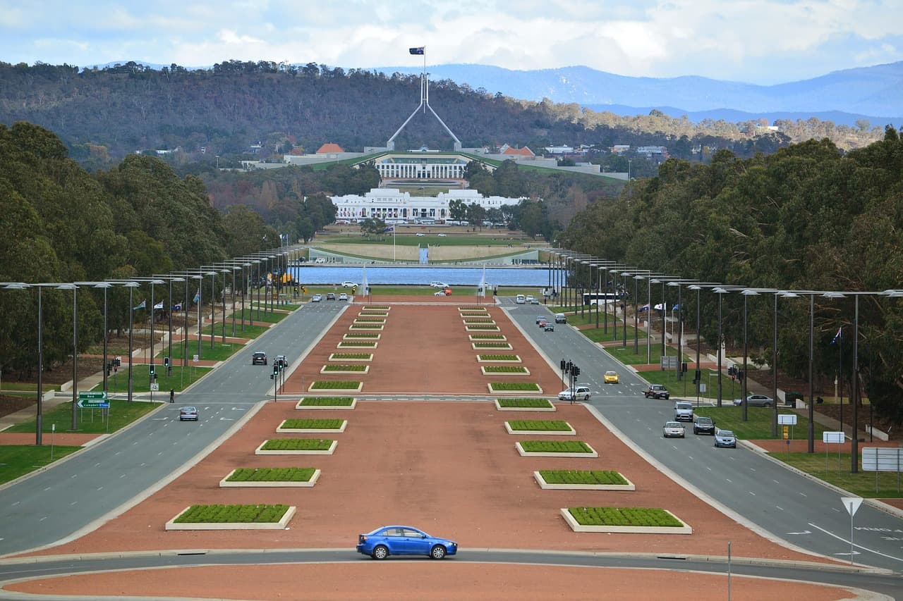 Coalition to unveil net overseas migration cuts, first year reported at about 100,000