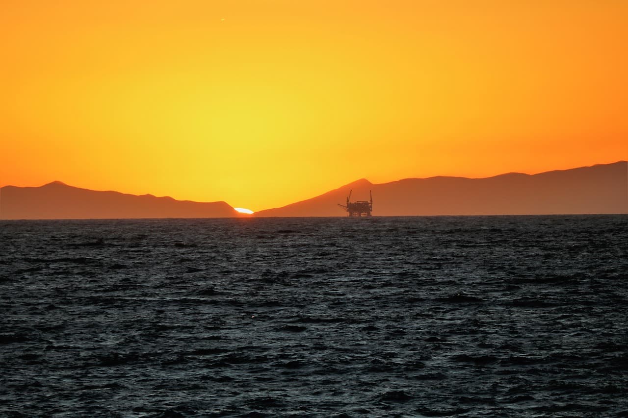 Oil prices rise sharply as Brent crude hits $104 on Middle East tensions and hurricane threat