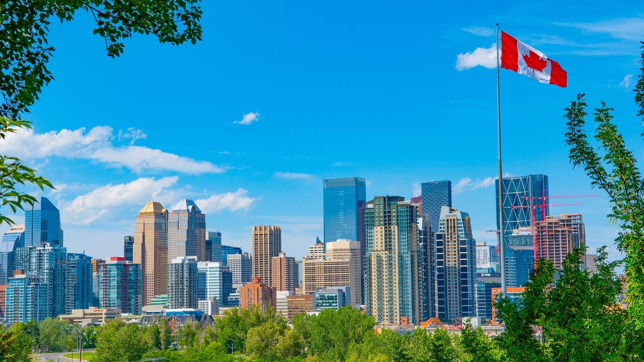 Alberta referendum: voters reject leaving Canada as 76% back staying