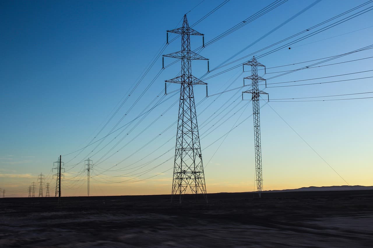 Saudi-Led Coalition Says Houthis Struck Medina Power Station