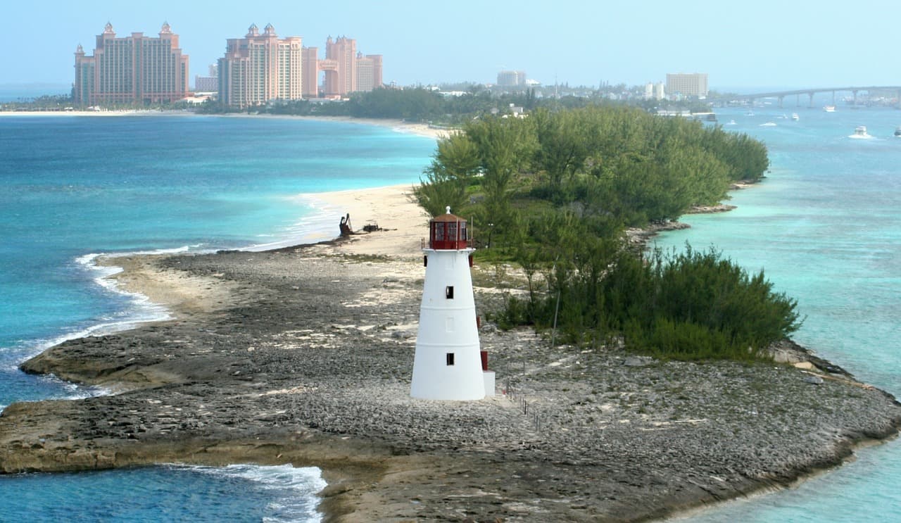 King Charles Faces Slavery Apology Demands as Caribbean Tour Opens in Bahamas