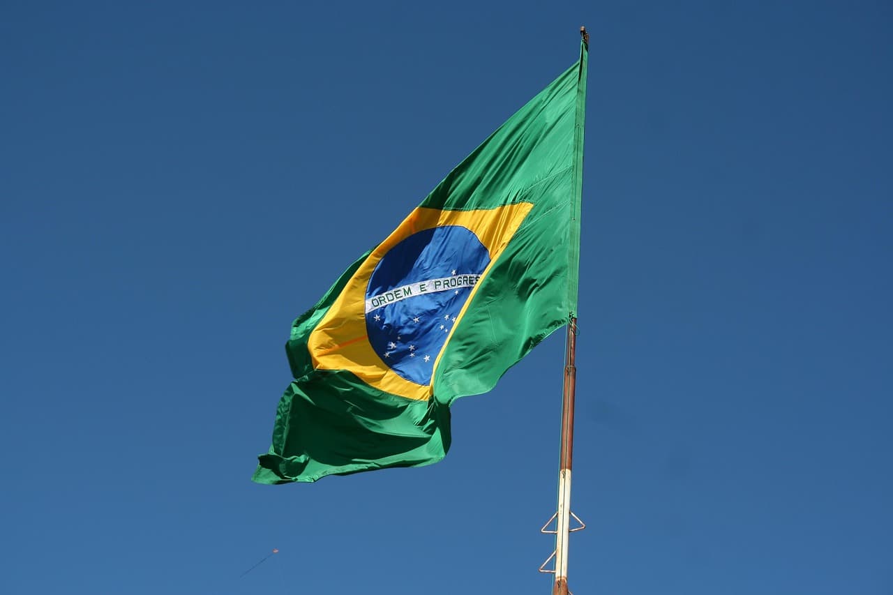 Lula Re-election Sealed as Brazil's President Beats Flavio Bolsonaro in Runoff