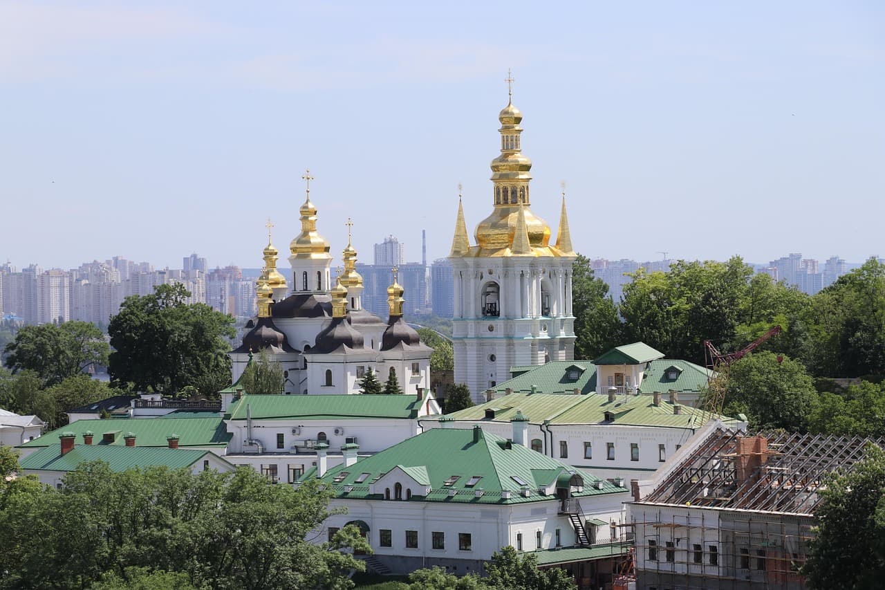 Merz Kyiv Visit: Germany Pledges Continued Support to Zelensky