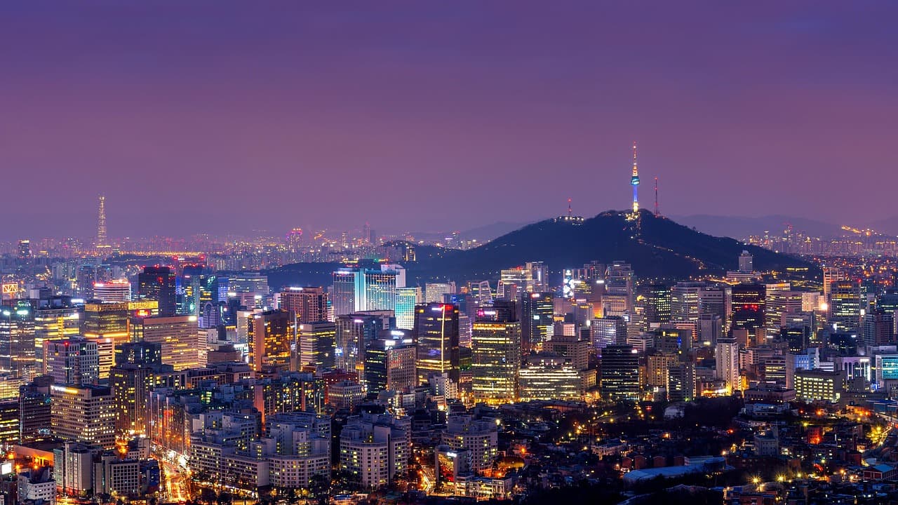 North Korea missile launch: around a dozen ballistic missiles fired off east coast, Seoul says