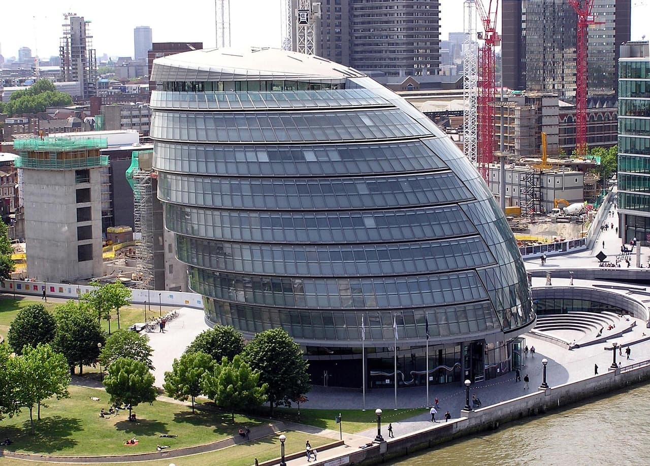 Palantir and Sadiq Khan end legal battle over Metropolitan police contract