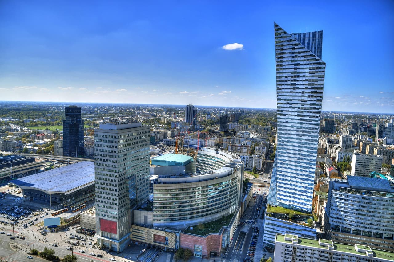 Poland economy: from martial law queues to the EU's tallest tower