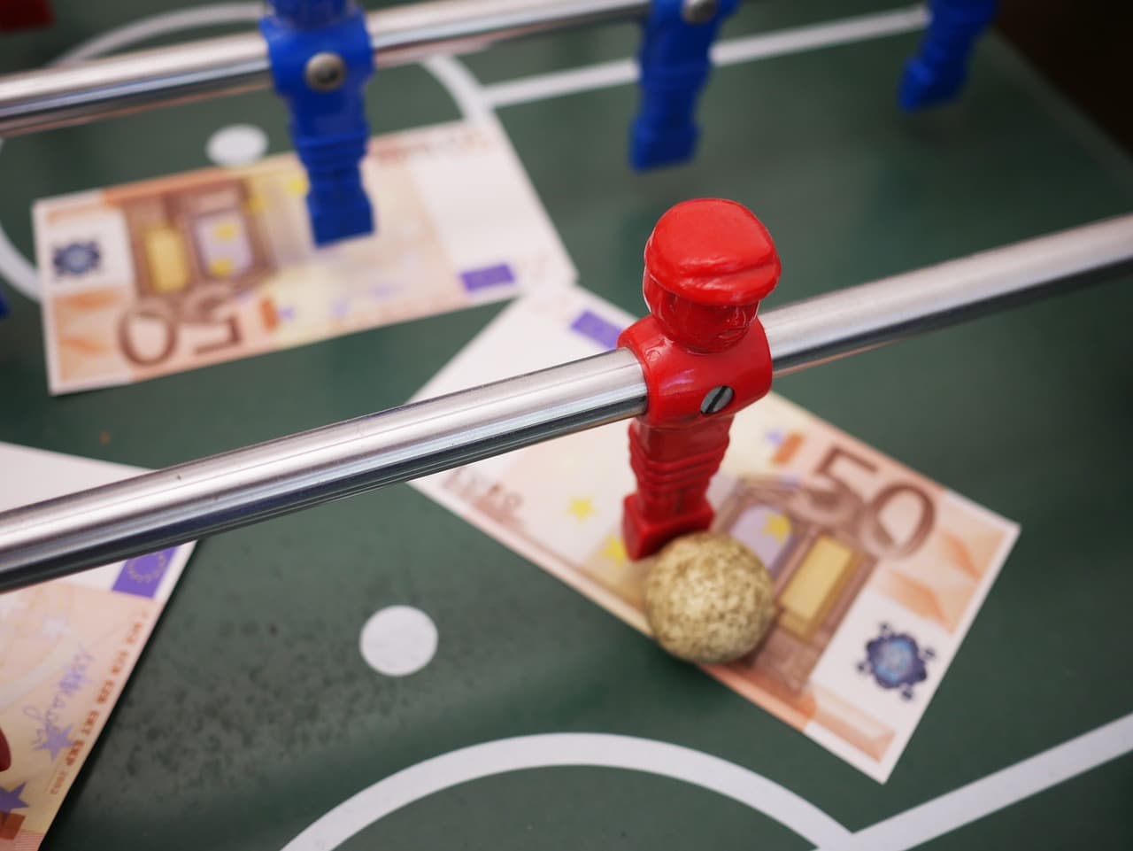 UK urged to act over Polymarket bank failure bets on HSBC and Lloyds