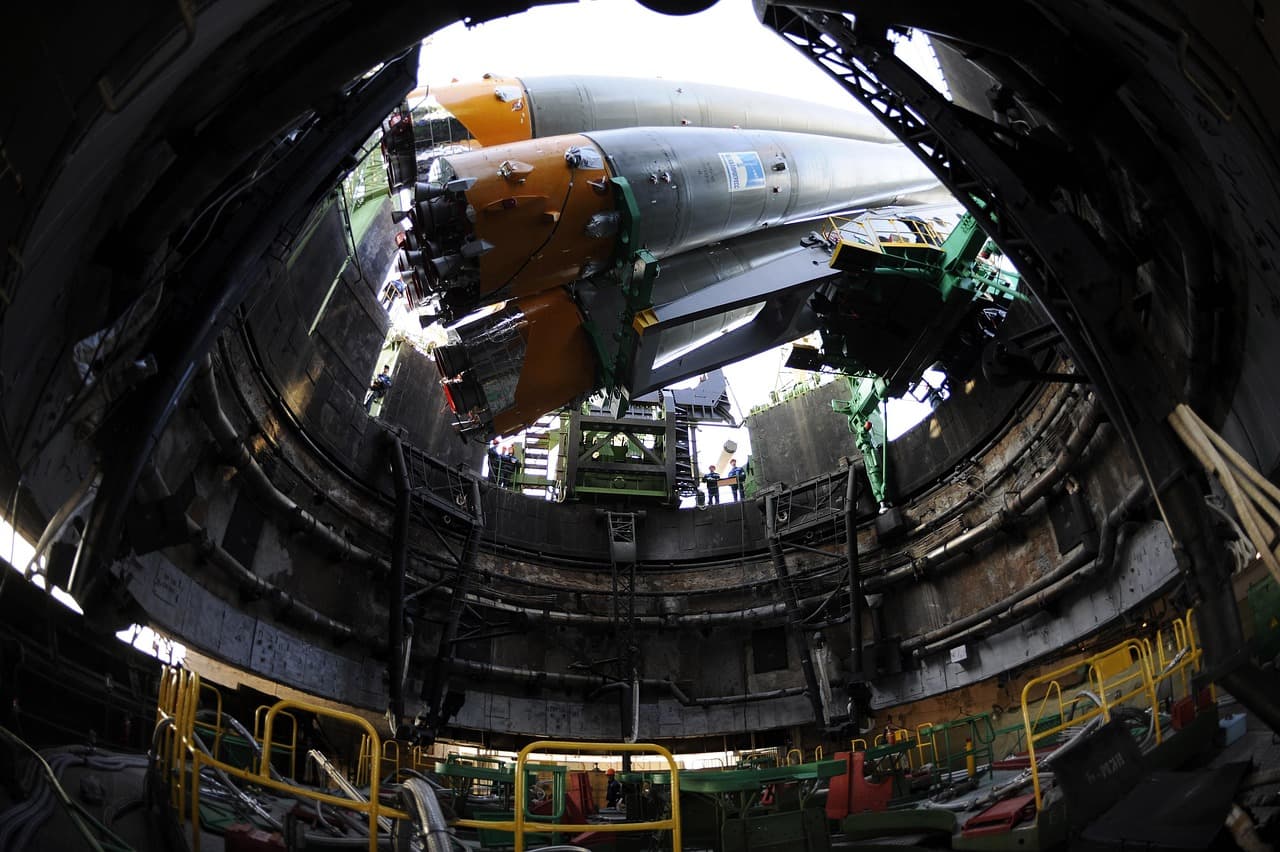 Skynet 6 satellite contract: Airbus warns UK role in European space industry at stake