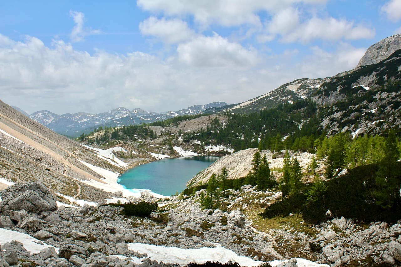 Triglav glacier disappears: Slovenia's highest peak loses its last ice after scorching summer