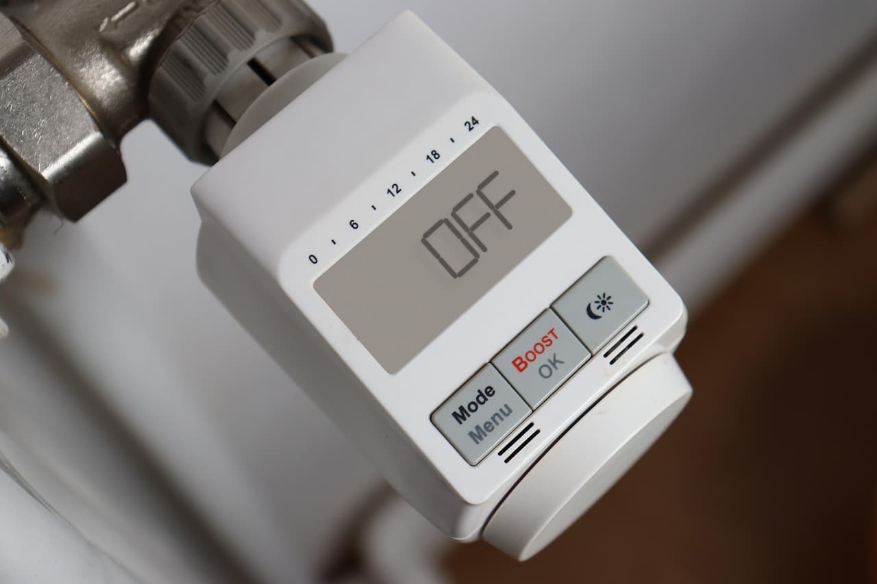 UK Energy Costs This Winter Among Europe's Highest as Imports Deepen